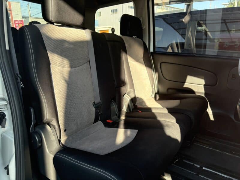 セレナ ライダー ブラックライン S-HV 【総合評価優良車】