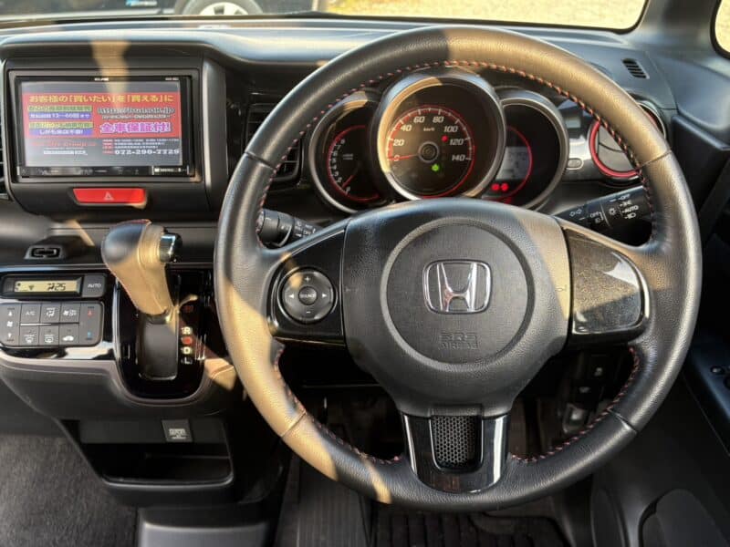 N-BOX カスタム SSパッケージ