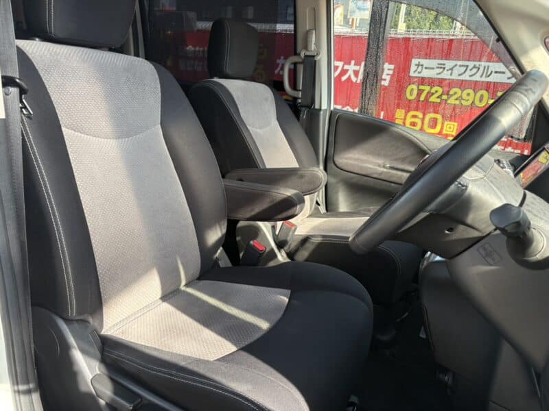 セレナ ライダー S-HV