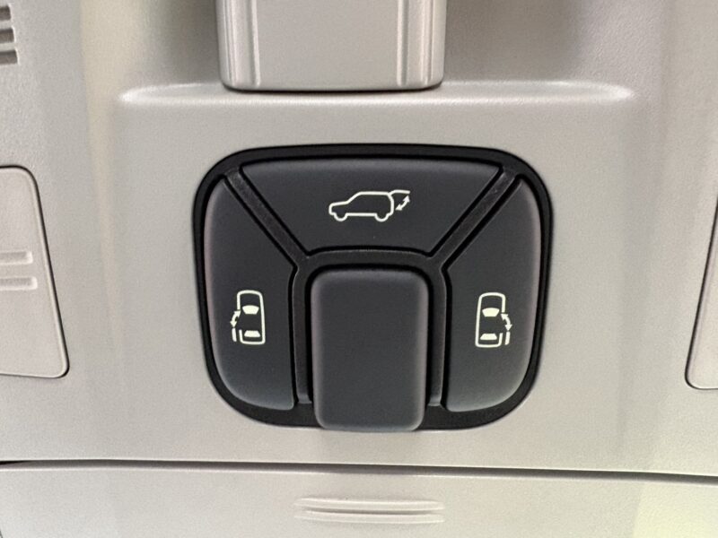 ヴェルファイア ゴールデンアイズ 2.4Z 【総合評価優良車】