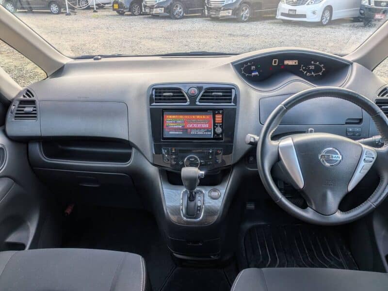 セレナ ライダー ブラックライン S-HV 【総合評価優良車】