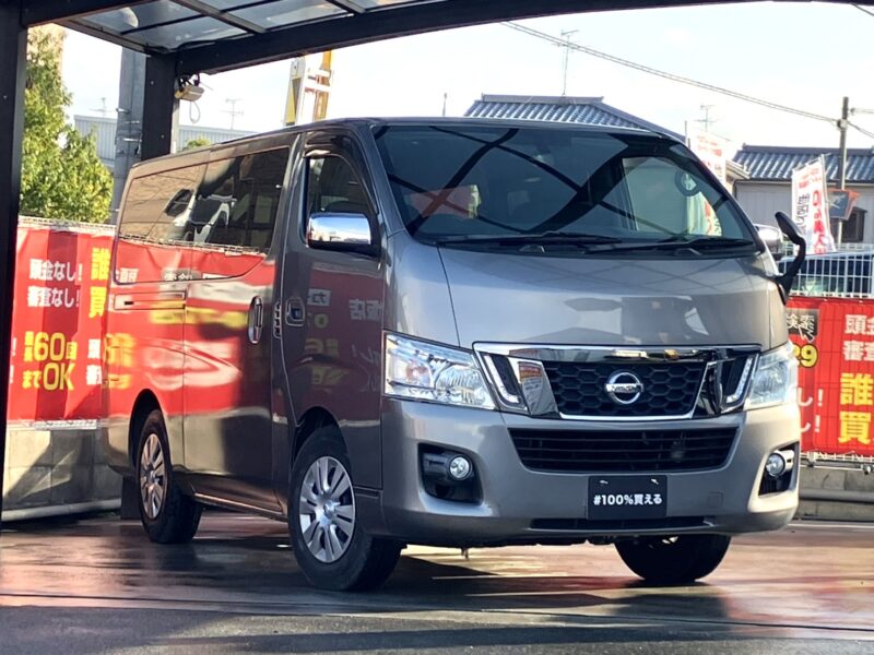 NV350キャラバン プレミアムGX クロムギアパッケージ バージョン ブラック