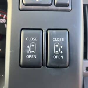 セレナ ハイウェスター Vセレクション 【総合評価優良車】