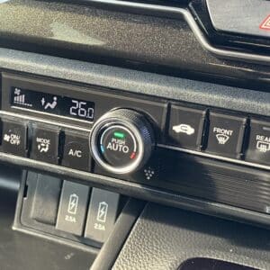 N-BOXカスタム　G・L　ホンダセンシング