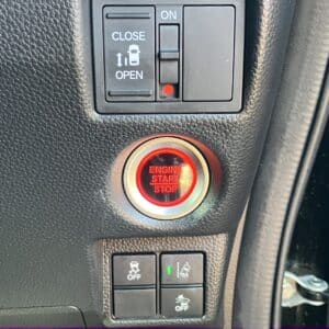 N-BOXカスタム　G・L　ホンダセンシング