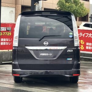 セレナ　ハイウェイスター　S-HV