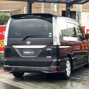 セレナ　ハイウェイスター　S-HV