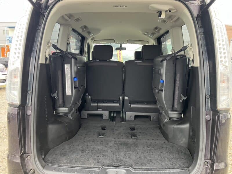 セレナ ハイウェイスター S-HV