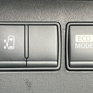 セレナ　ハイウェイスター　S-HV