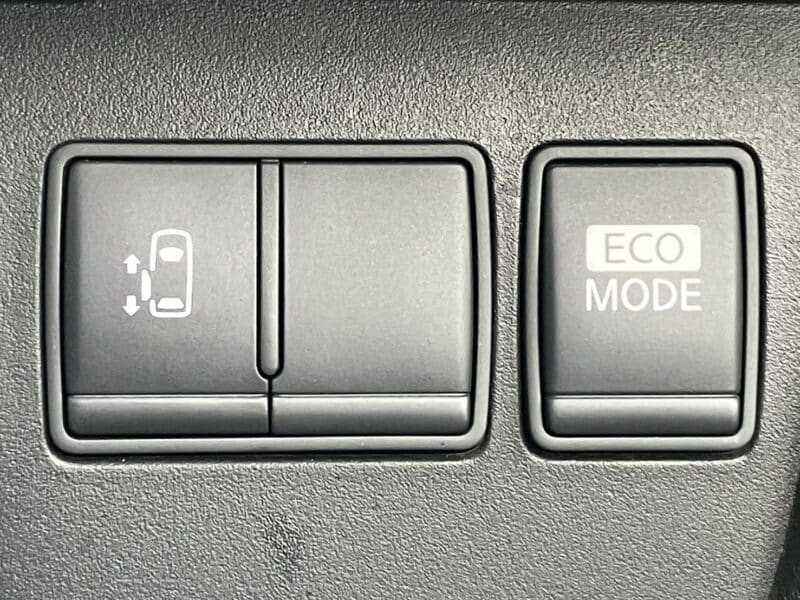 セレナ ハイウェイスター S-HV