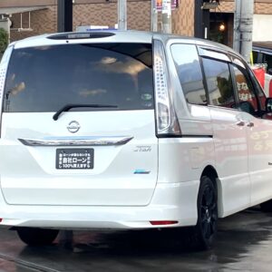 セレナ　HWS　S-HV