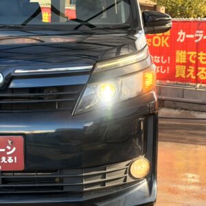 ヴォクシー　HV　V