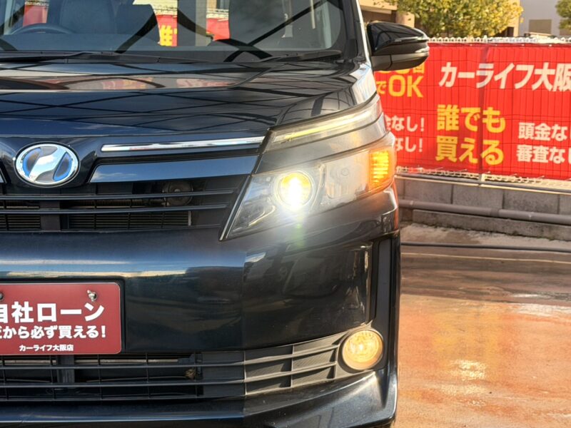 ヴォクシー HV V