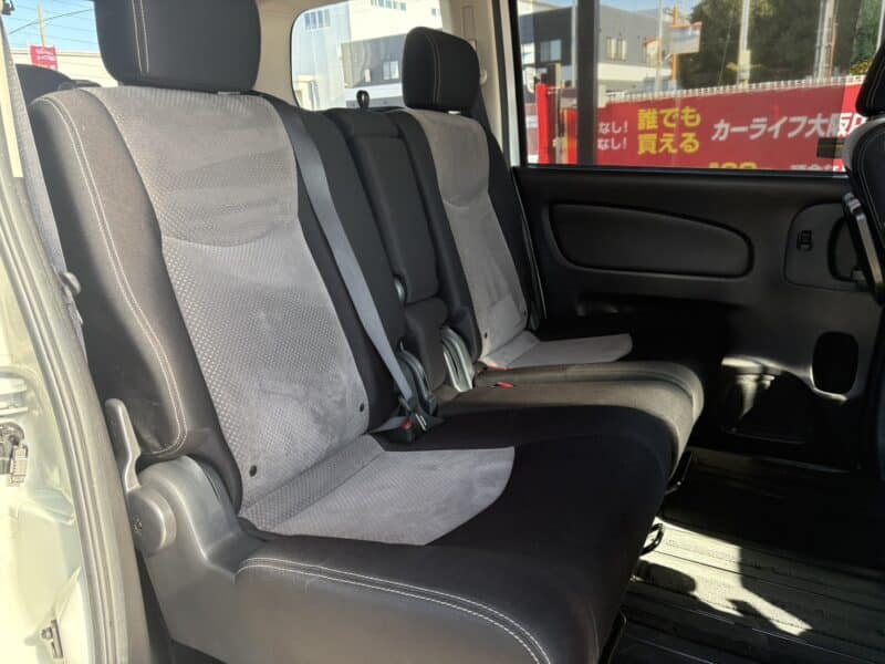 セレナ ライダー ブラックライン S-HV 【総合評価優良車】