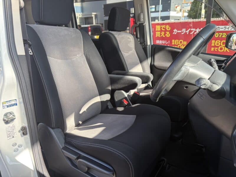 セレナ ライダー ブラックライン S-HV 【総合評価優良車】