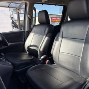 ヴォクシー　HV　V