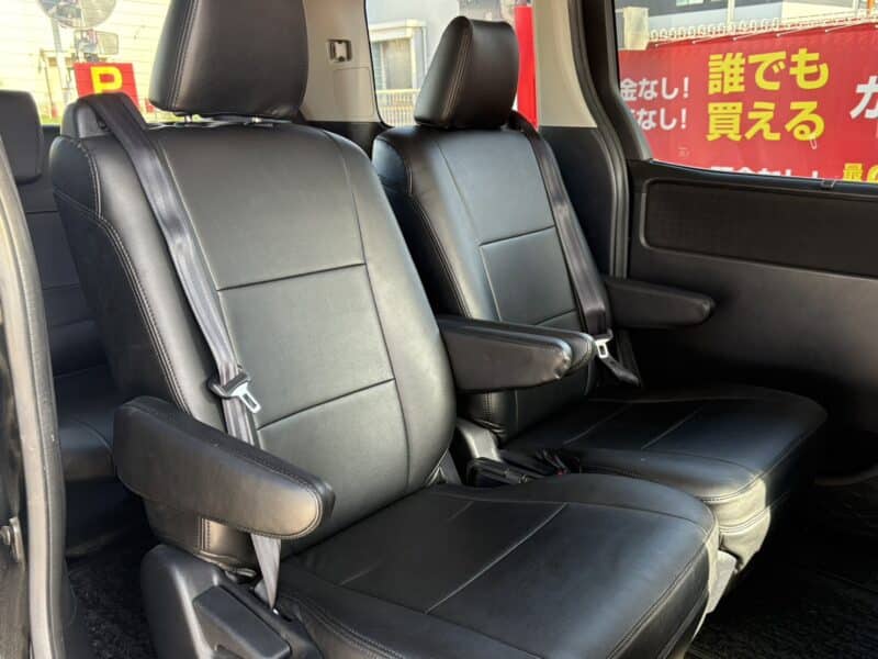 ヴォクシー HV V