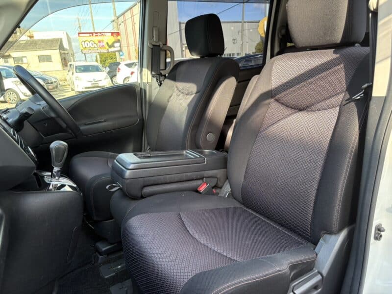 セレナ HWS Vセレクション