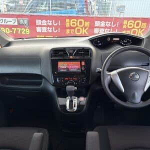 セレナ　HWS　S-HV　