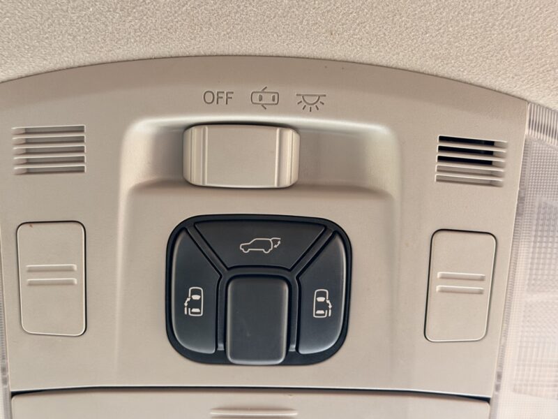 ヴェルファイア 2.4Z ゴールデンアイズ 【総合評価優良車】