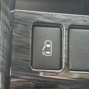 ヴォクシー　ZS　《ユーザー買取車》　