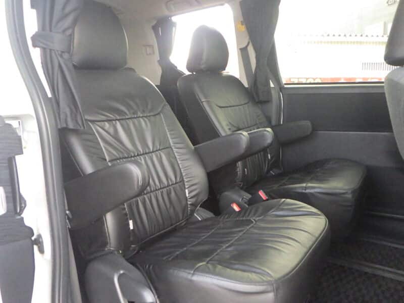 ヴォクシー ZS 《ユーザー買取車》