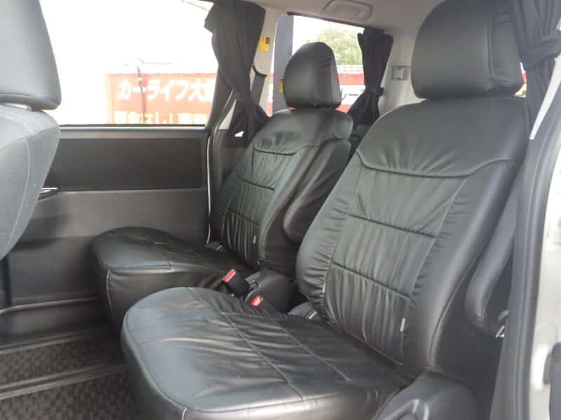 ヴォクシー ZS 《ユーザー買取車》