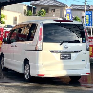 セレナ　HWS　S-HV　