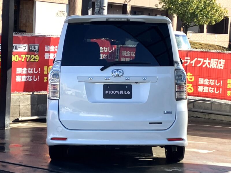 ヴォクシー ZS 《ユーザー買取車》