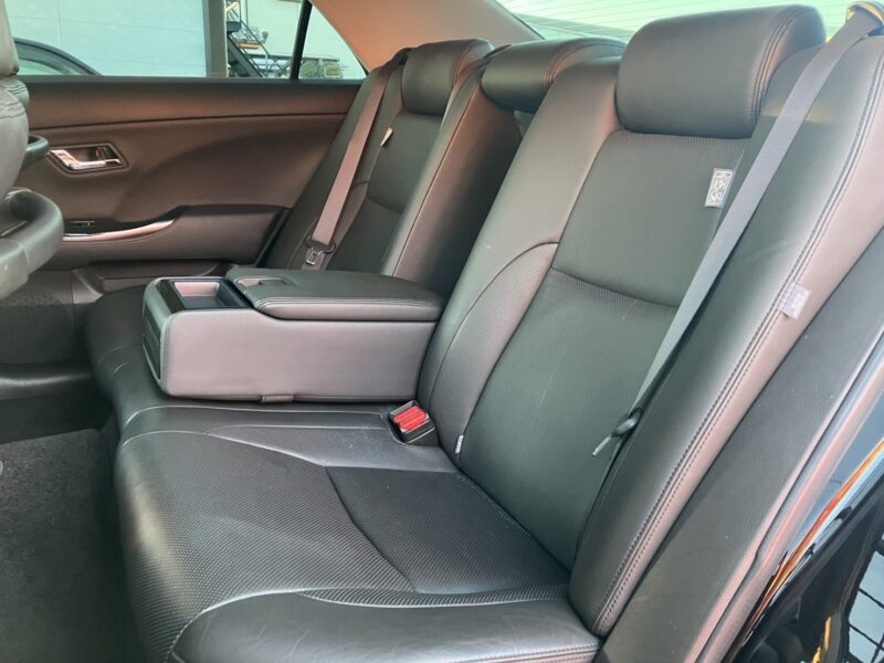 クラウン 2.5アスリート アニバーサリーエディション