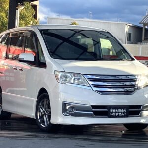 セレナ　ライダー　S-HV