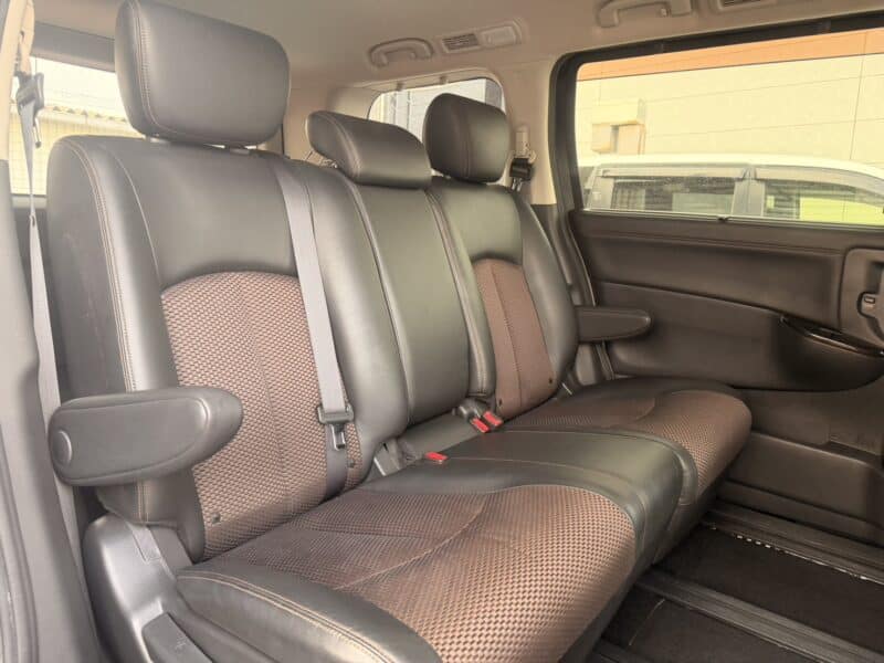 エルグランド 250ハイウェイスター4WD 【総合評価優良車】