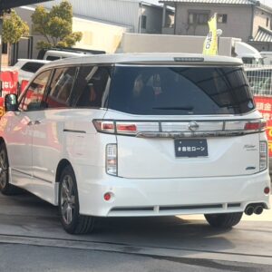 エルグランド ライダー 黒本革シート