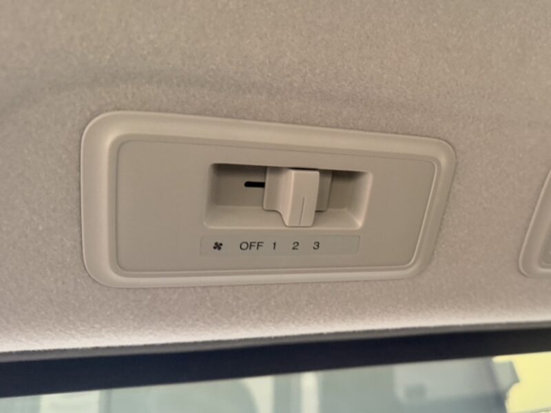 ステップワゴンスパーダ Z インターナビセレクション