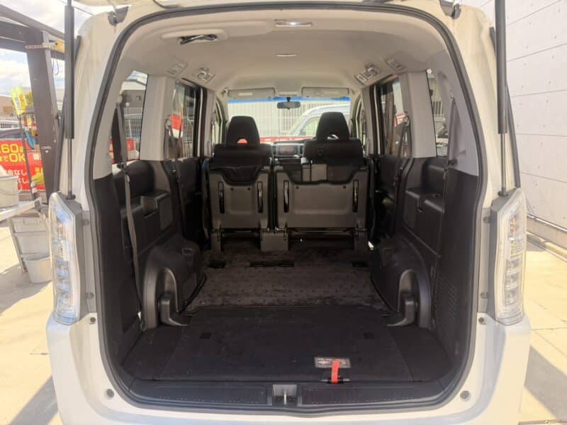 ステップワゴンスパーダ Z インターナビセレクション