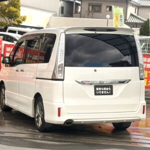 セレナ　ライダー　S-HV