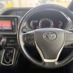 ヴォクシー　ZSキラメキ　【総合評価優良車】【特別仕様車グレード】