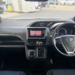 ヴォクシー　ZSキラメキ　【総合評価優良車】【特別仕様車グレード】