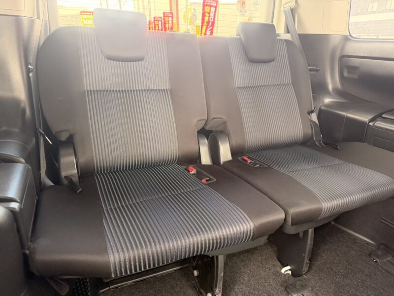 ヴォクシー ZSキラメキ 【総合評価優良車】【特別仕様車グレード】