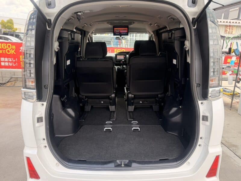 ヴォクシー ZSキラメキ 【総合評価優良車】【特別仕様車グレード】