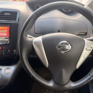 セレナ　ライダー　S-HV