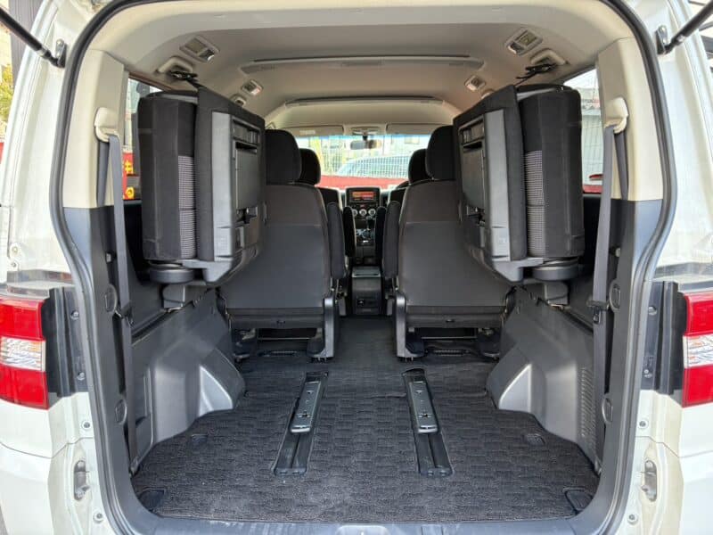 デリカD:5 ローデスト G【総合評価優良車】