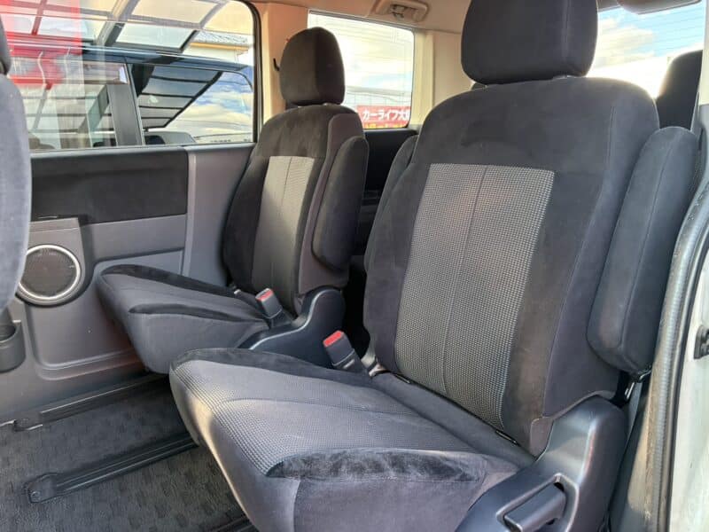 デリカD:5 ローデスト G【総合評価優良車】