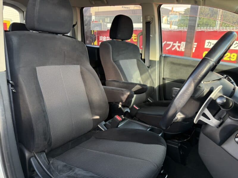 デリカD:5 ローデスト G【総合評価優良車】