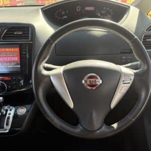 セレナ HWS Jパッケージ【総合評価優良車】