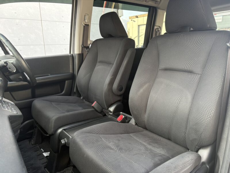 ステップワゴンスパーダ Z インターナビセレクション