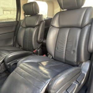 エルグランド ライダー 黒本革シート