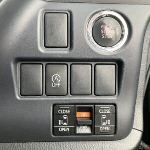 ヴォクシー　ZS　煌　【総合評価優良車】