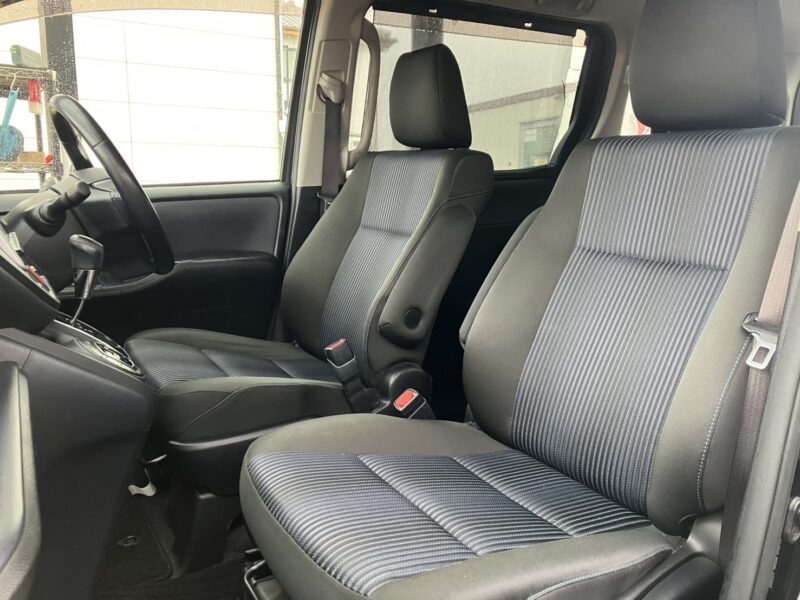 ヴォクシー ZS 煌 【総合評価優良車】