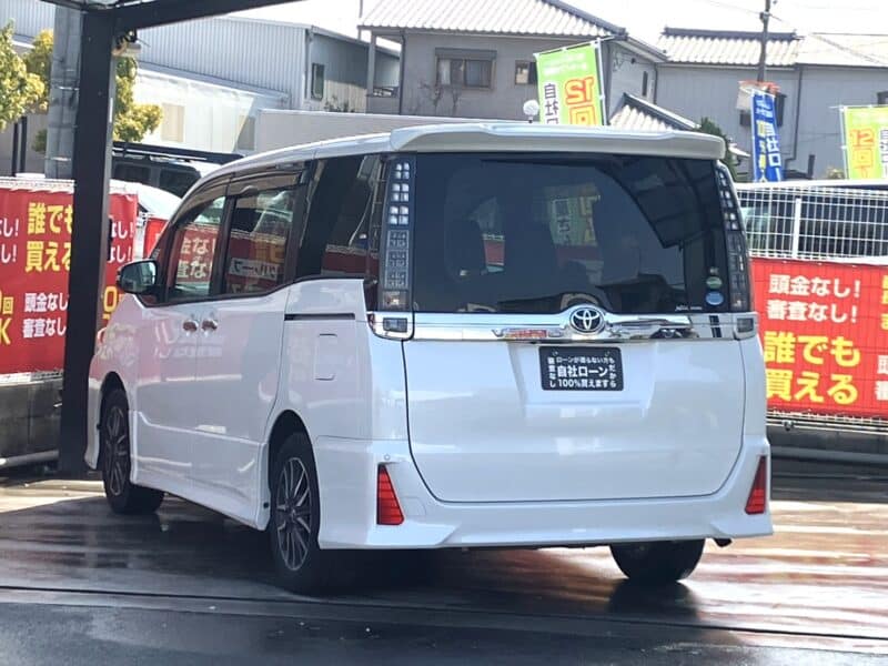 ヴォクシー ZS 煌